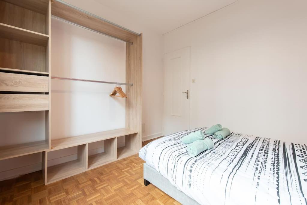 Appartement Renove Pour 6 Avec Parking Вильорбан Екстериор снимка