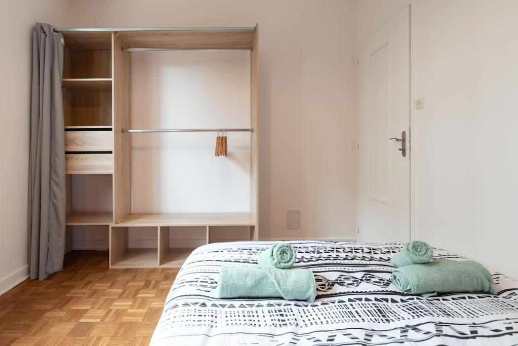 Appartement Renove Pour 6 Avec Parking Вильорбан Екстериор снимка