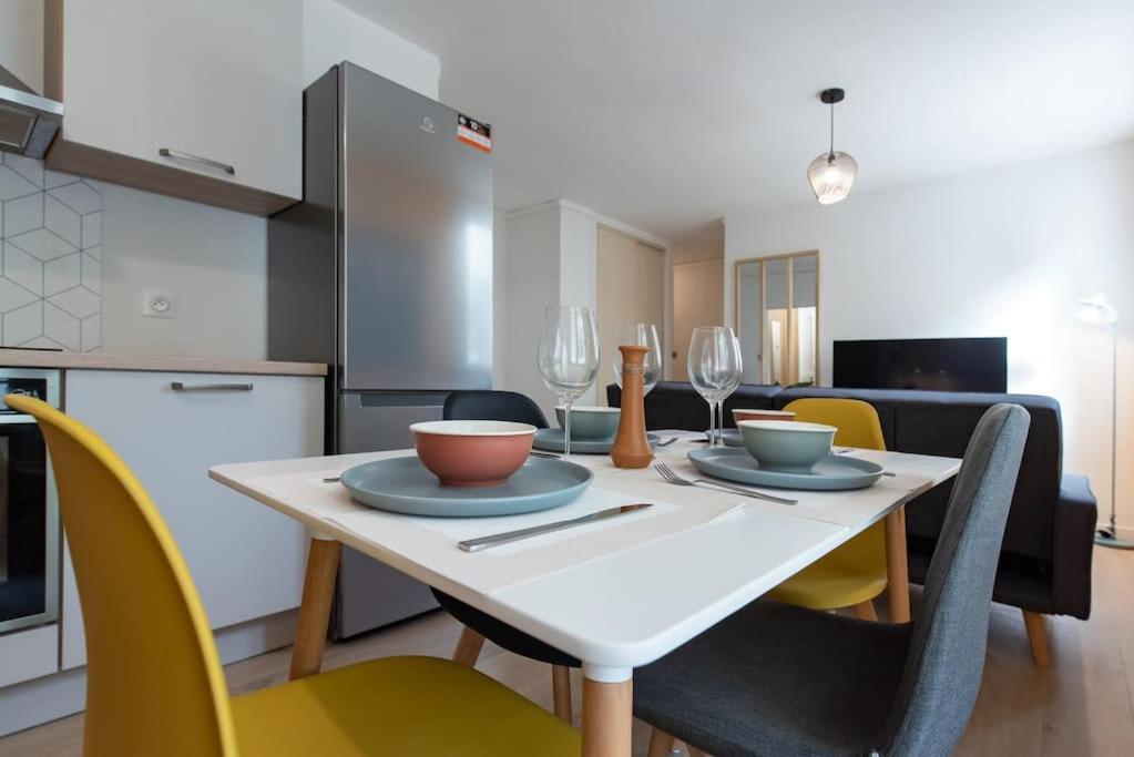 Appartement Renove Pour 6 Avec Parking Вильорбан Екстериор снимка